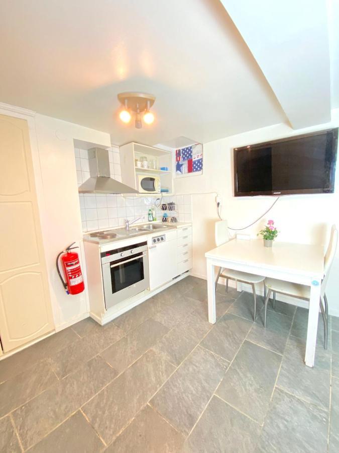 שטוקהולם Tallkrogen Romantic House - Upper Or Lower Apartment מראה חיצוני תמונה
