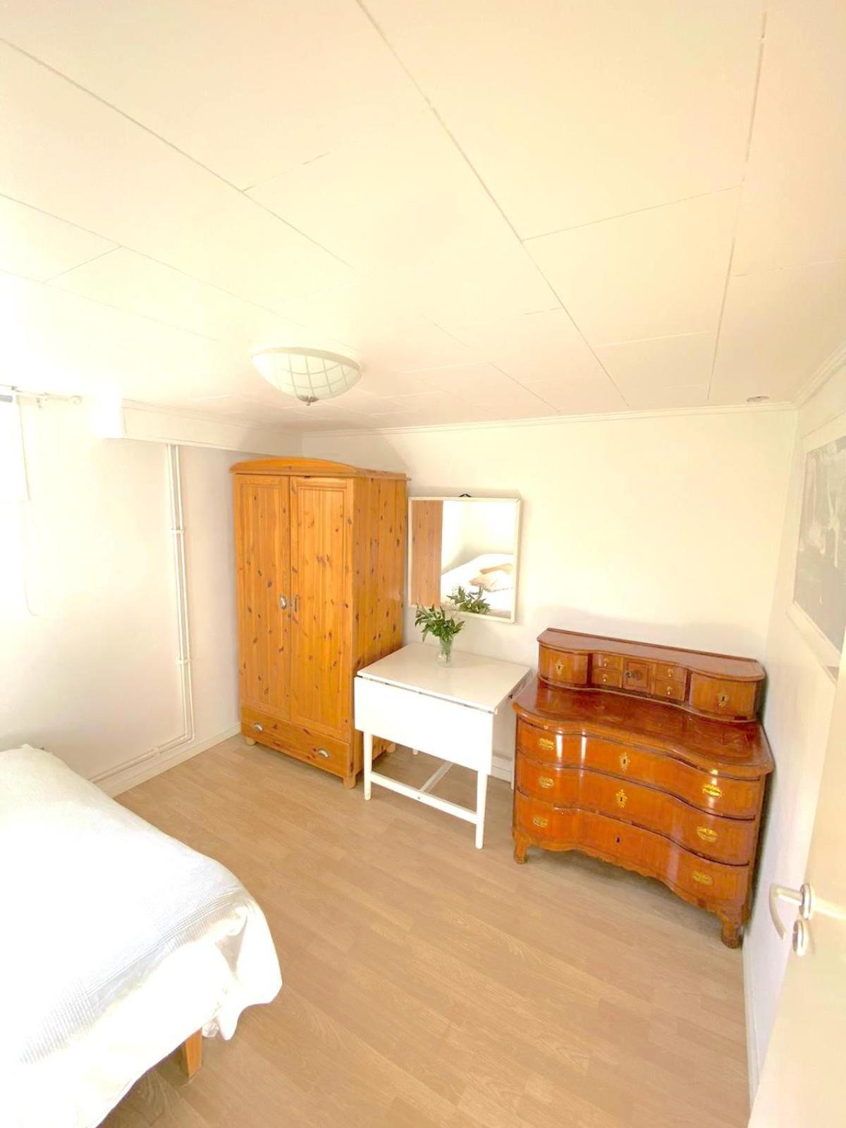 שטוקהולם Tallkrogen Romantic House - Upper Or Lower Apartment מראה חיצוני תמונה